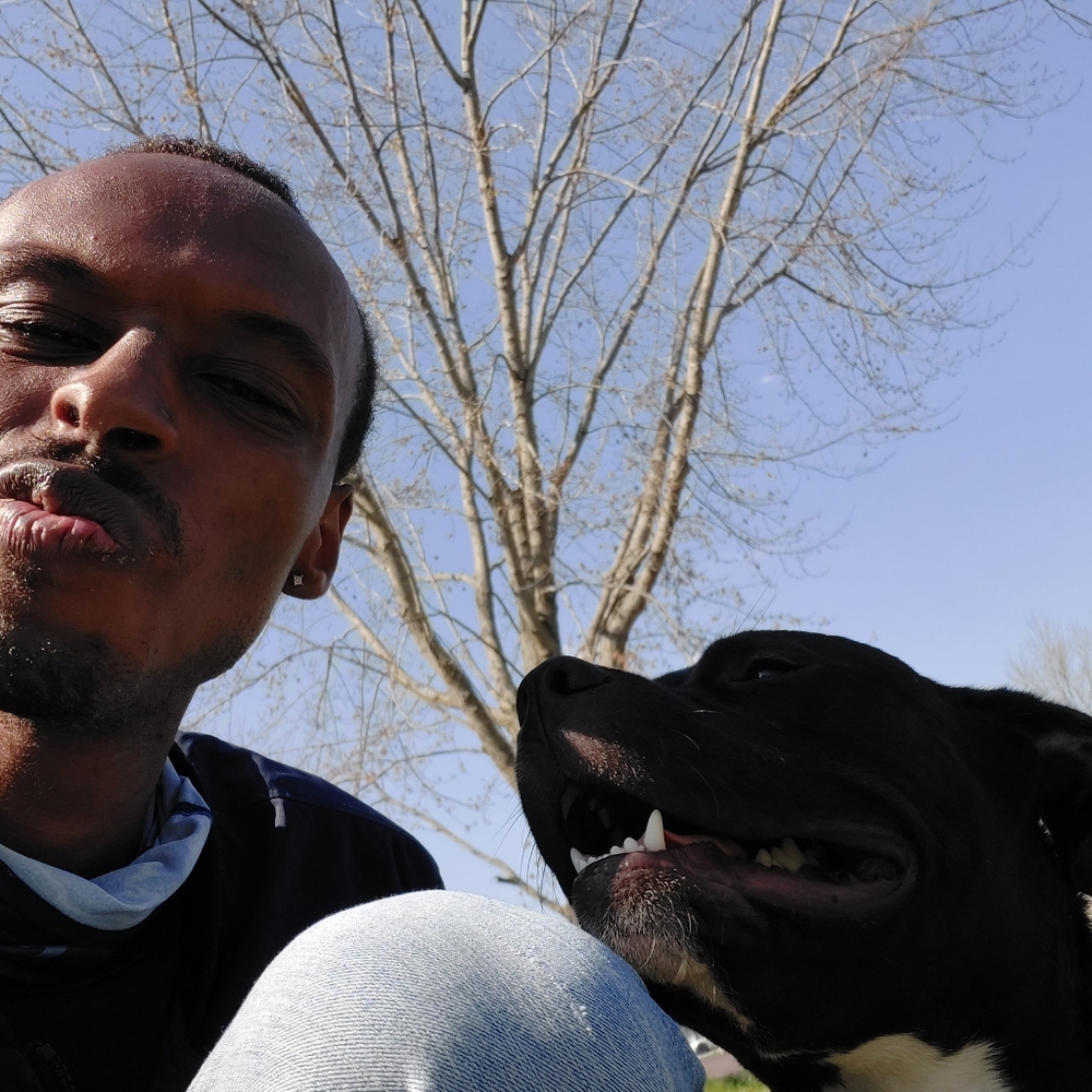 Closet items. - Picture 2 of 2